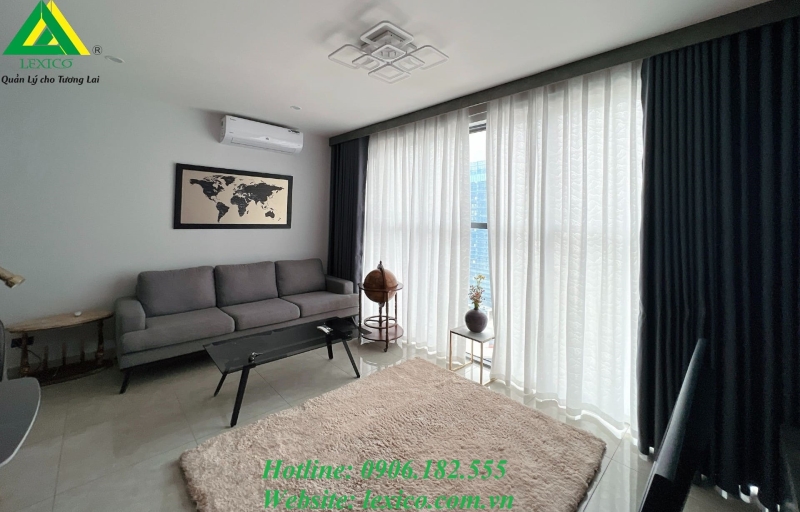 Luxury apartment for rent 74 square meters in Minato ward. build