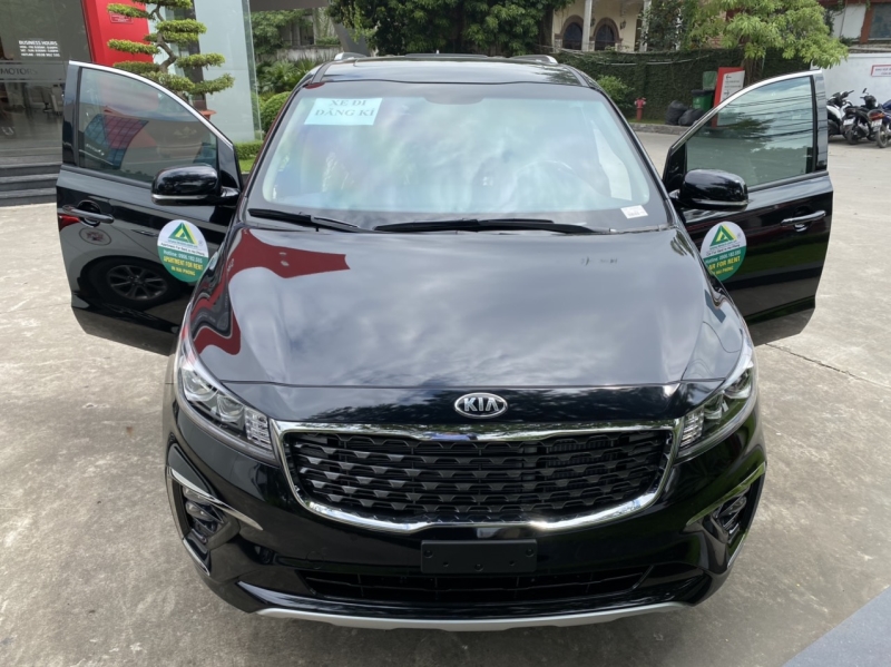 하이퐁에서 KIA-SEDONA 2020 렌터카