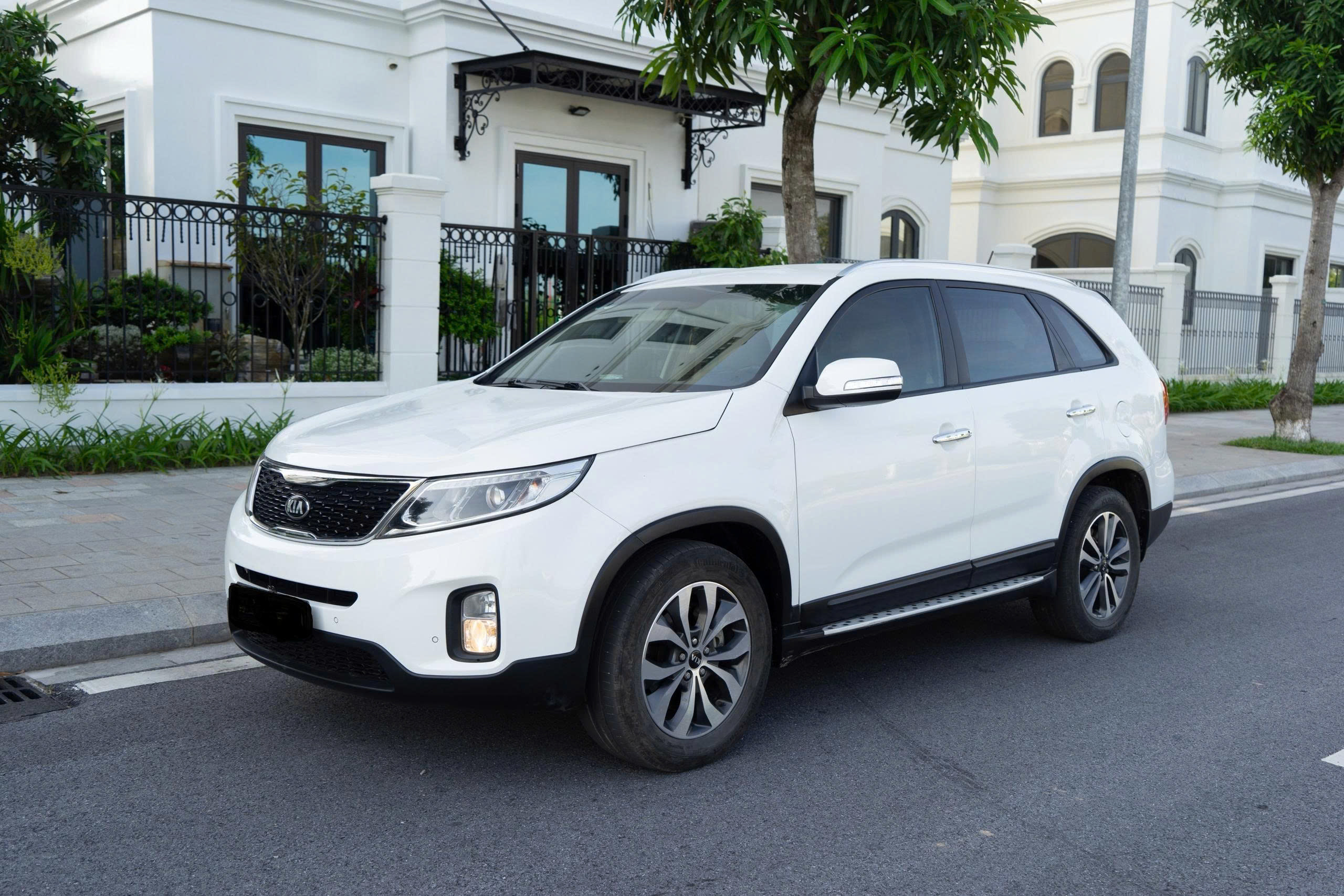 7-SEATS KIA SORENTO CAR RENTAL IN HAI PHONG