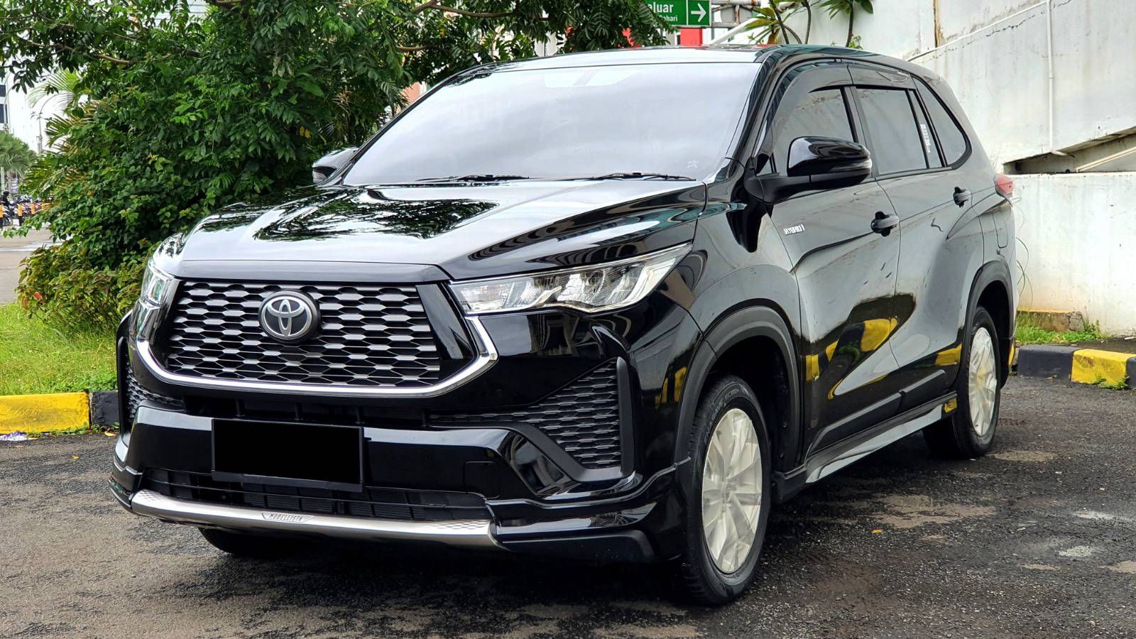 Car Rental with Driver in Hai Phong – Wide Range of Car Services