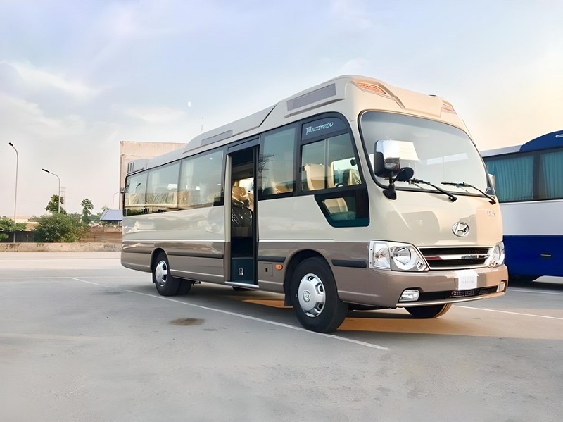 Car Rental with Driver in Hai Phong – Wide Range of Car Services