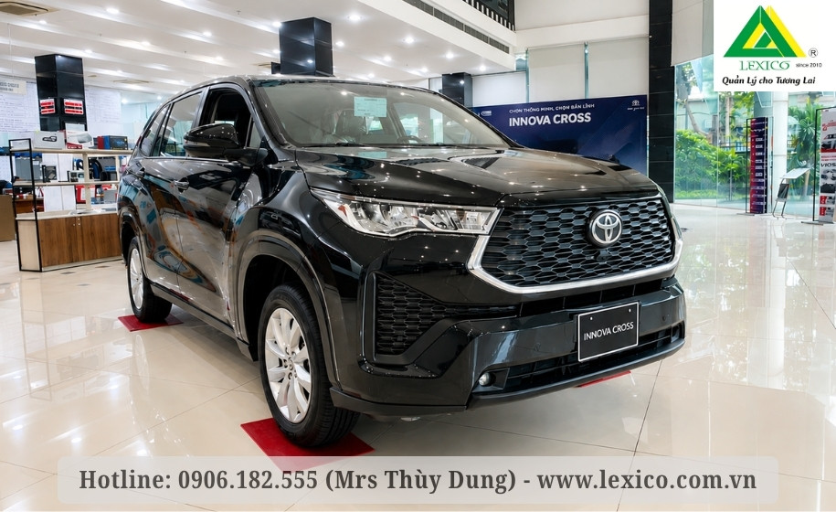 7座汽车出租 – Toyota Innova Cross