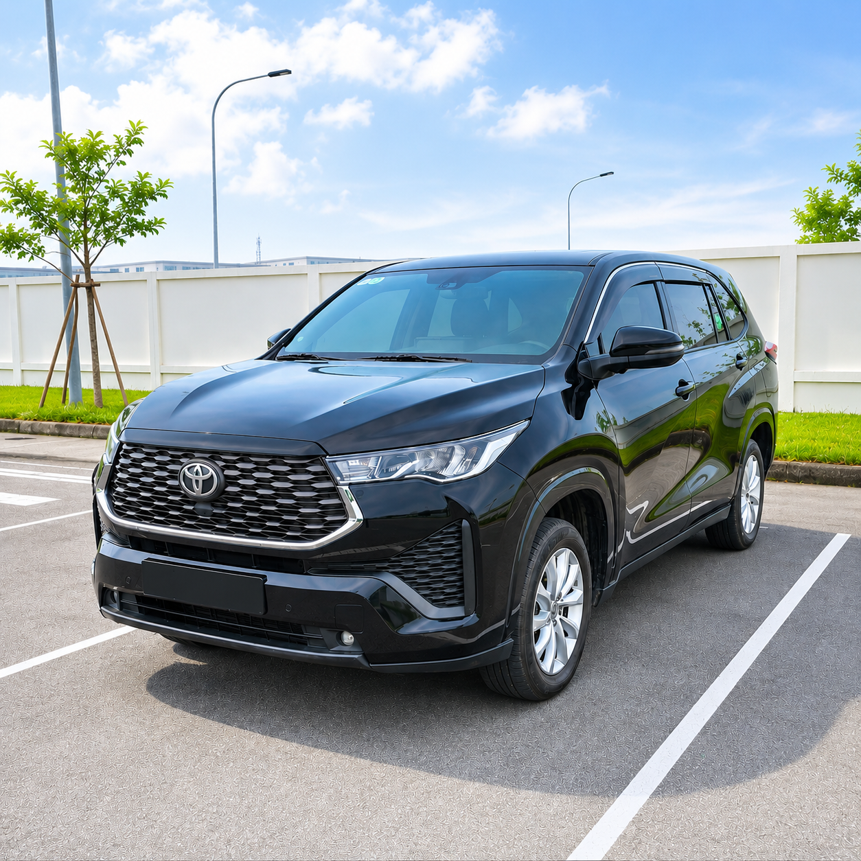 7座汽车出租 – Toyota Innova Cross